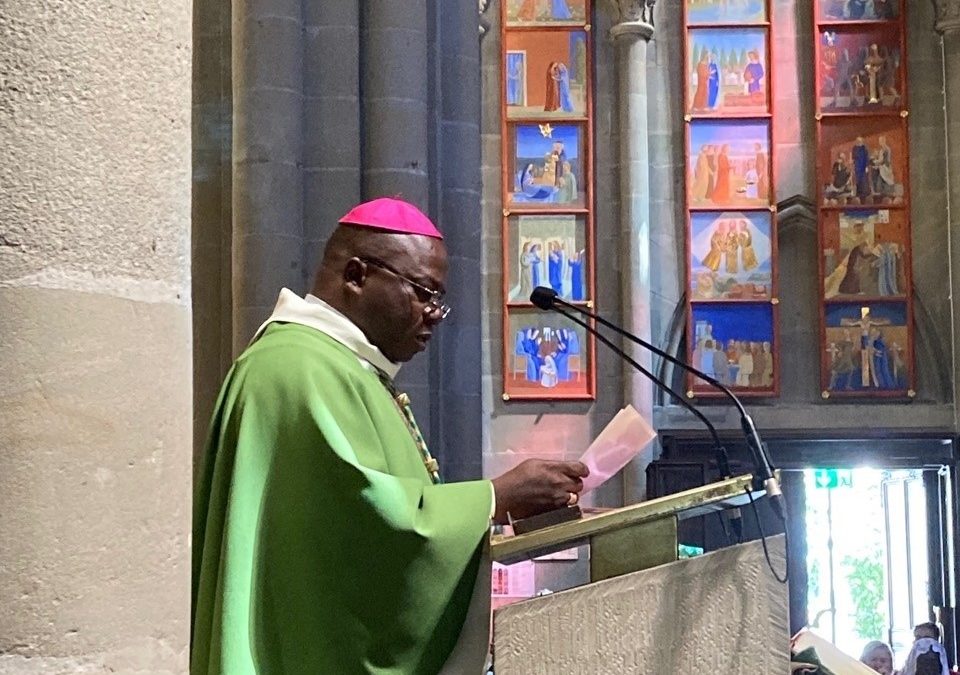Visite de Mgr Alexis Aly Tagbino, évêque de KanKan – dimanche 17 juillet